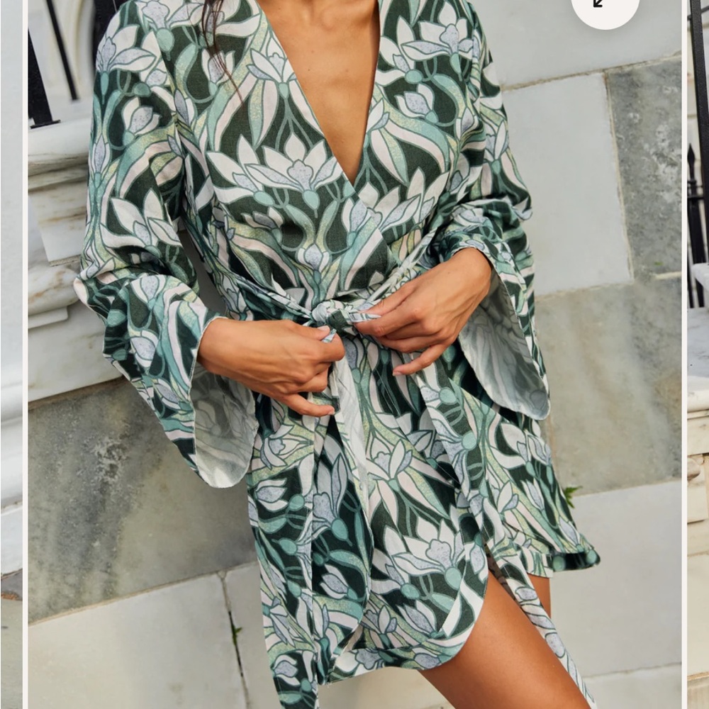 Kenny Flowers  Floral Wrap Dress with Belt- large -NWT - Picture 6 of 7